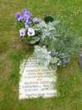 image of grave number 654916